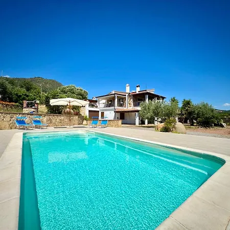 Paradise With Pool *
